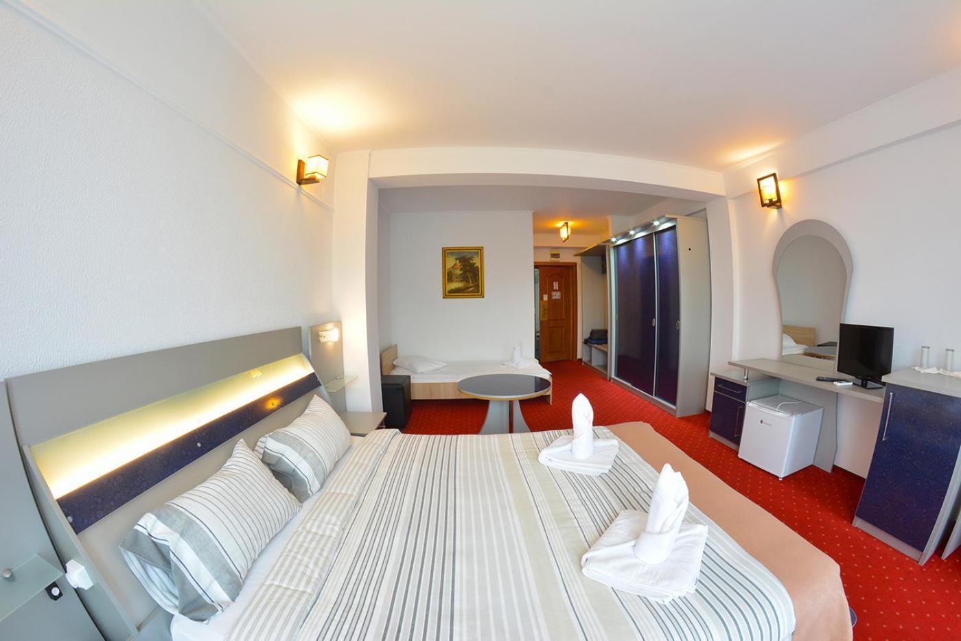 Hotel Pensiune Valentina Râmnicu Vâlcea Exteriér fotografie